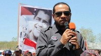 Dilansir CNN, Tahun 2020, Menteri Pertahanan Prabowo menyerahkan sertifikat penghargaan berupa medali dan sertifikat Patriot Pertahanan Nasional kepada 11.485 eks milisi Timor Leste. ANTARA FOTO  