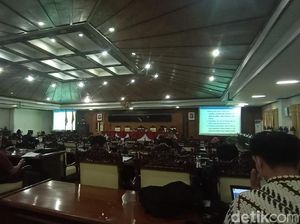 Sekda Jepara Dibebastugaskan Gegara Tak Akur dengan Bupati?