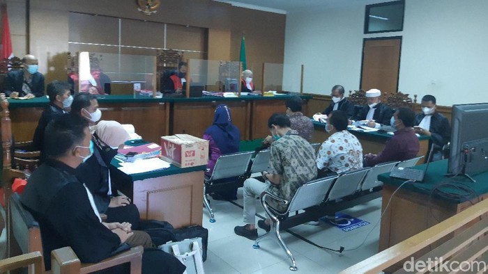 Sidang Kasus Korupsi Masker di Banten