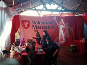 Pemprov DKI Diminta Teruskan Vaksinasi Merdeka, Gencar Lawan Hoax soal Vaksin