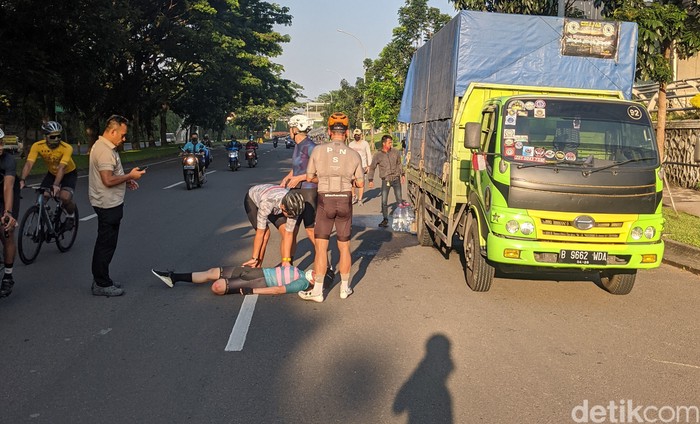 Virnie Ismail mengalami kecelakaan di kawasan Bintaro, Kamis (12/8/2021). Peristiwa itu ia alami saat bersepeda.