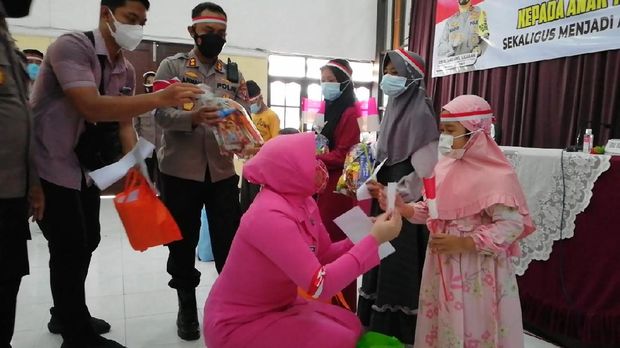 131 Anak Yatim Ditinggal Ortu Gegara COVID-19 Jadi Anak Asuh Polres Pasuruan Kota