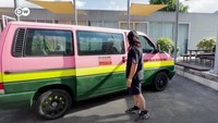 Perbedaan konfigurasi terletak pada bukaan pintu yang berada di sebelah kanan. Sebab Jerman diketahui merupakan negara dengan kemudi di sebelah kiri. Foto: DW