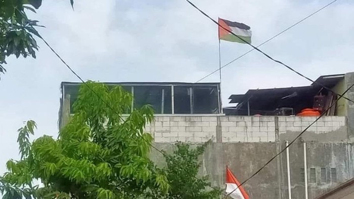 Bendera Palestina sempat berkibar di rumah warga di Karawaci, Kota Tangerang (Dok.istimewa)