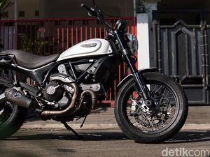 Tes Harian Ducati Scrambler Classic 2018: Merakyat Desainnya, Buas Mesinnya!