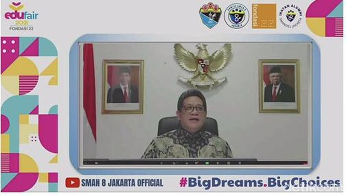EDUFAIR Part 2 SMAN 8 Jakarta Hadirkan UNS, Apa Pesannya?