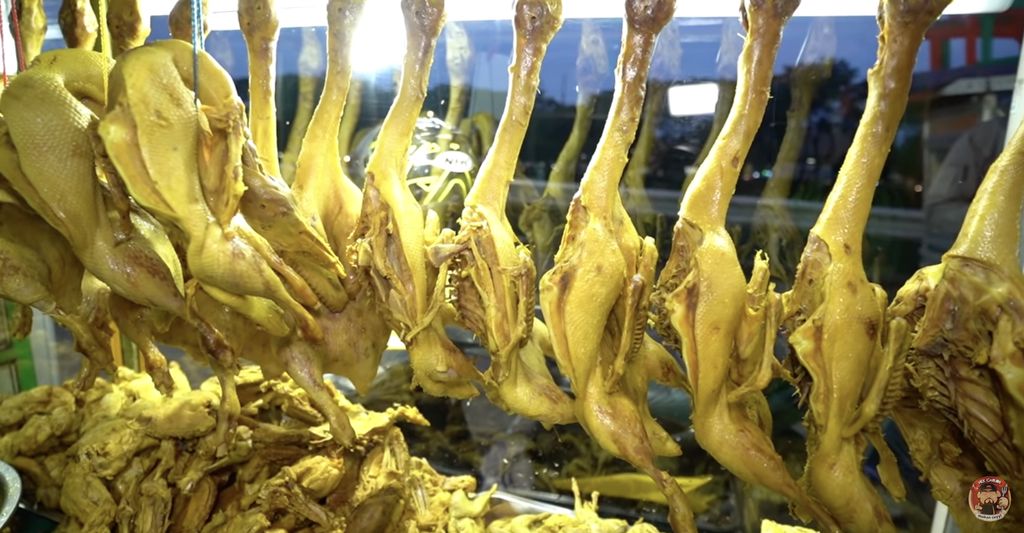 Eksis di YouTube! Ini 5 Bebek Goreng Enak yang Selalu Diantre