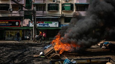 Foto: Ancaman Perang Saudara di Myanmar