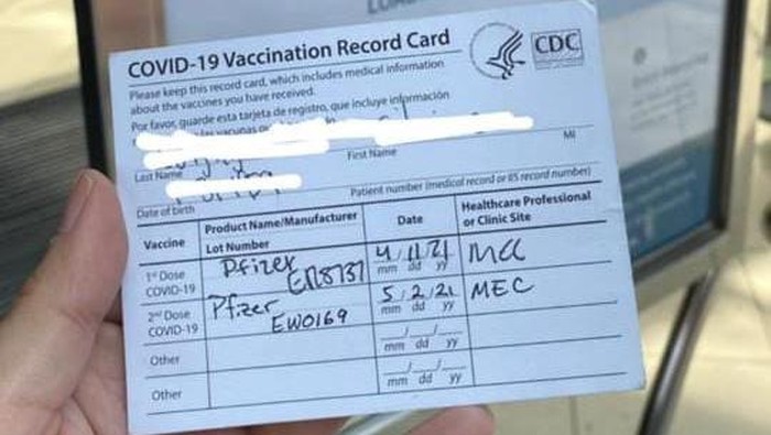 Gagal Masuk Mal karena Kartu Vaksin dari Luar Negeri