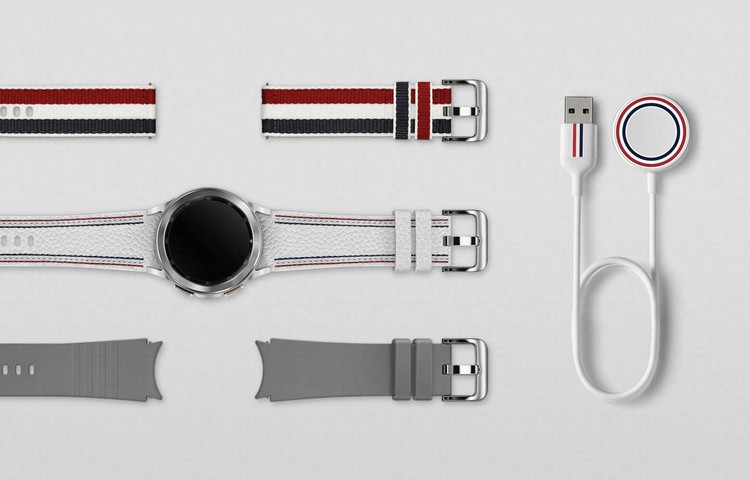 Galaxy Z Fold 3 Thom Browne