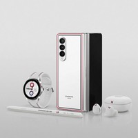 Galaxy Z Fold 3 Thom Browne