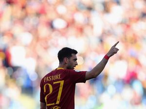Pastore di Roma: Dilarang Jumpa Mourinho, Masuk Daftar Jual, Tak Laku