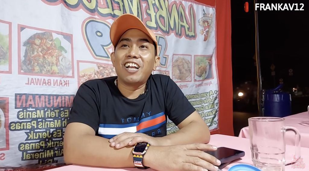 Keren! Mantan Preman Condet Ini Sukses Buka Warung Ayam Goreng