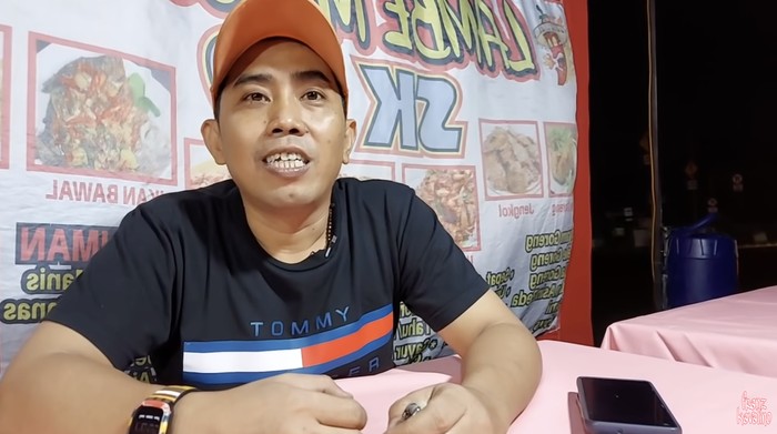 Keren! Mantan Preman Condet Ini Sukses Buka Warung Ayam Goreng