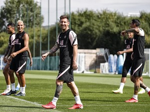 Lionel Messi Mulai Latihan di PSG, Kapan Bisa Main?