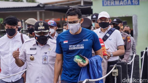 Menparekraf Sandiaga Uno dan Bupati Kepulauan Seribu Junaedi