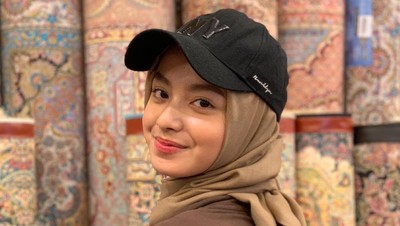8 Potret Cantiknya Nabila Putri, Calon Mantu Ucok Baba yang Jarang Disorot