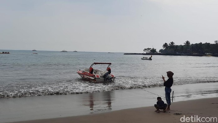 Pantai Carita