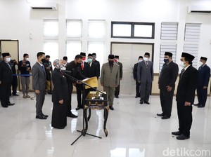 Kepala Puskesmas di Jombang Ini Akhirnya Dicopot Buntut Insiden Penggembokan