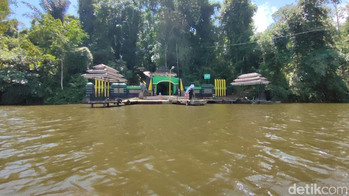 Situ Lengkong Panjalu Ciamis