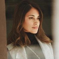 Antonella Roccuzzo merupakan istri Lionel Messi. Setelah bertahun-tahun menjadi WAGs Barcelona, Antonella kini menjadi bagian dari WAGs (wifes and girlfriends) PSG seiring sang suami pindah klub sepakbola. Antonella dinikahi Messi, yang merupakan teman masa kecilnya, pada 2017. Keduanya sudah dikaruniai tiga anak laki-laki. Foto: Instagram