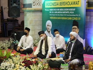 Airlangga Hartarto Dilantik Jadi Syekhermania Oleh Habib Syech