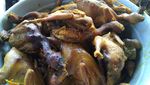 Empuk Gurih Bebek Bakar Berpadu Sambal Bawang Super Pedas