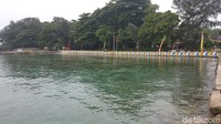 Pulau Pramuka, salah satu tujuan berlibur terdekat warga DKI sepi tanpa wisatawan.