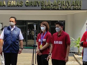 Anies Kukuhkan Greysia-Apriyani Jadi Nama Gelanggang: Mereka Ditempa di DKI