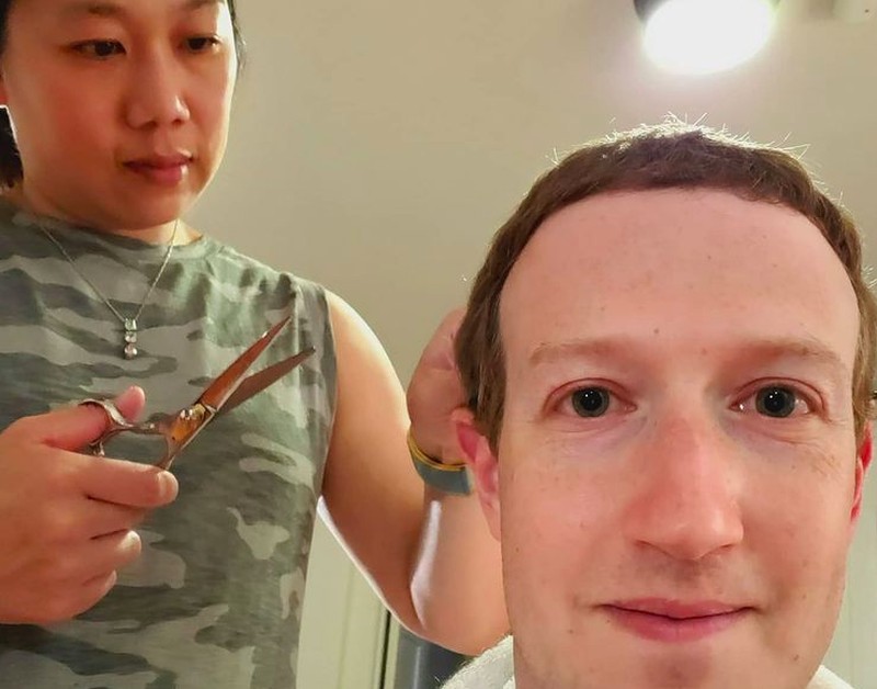 Mark Zuckerberg sederhana