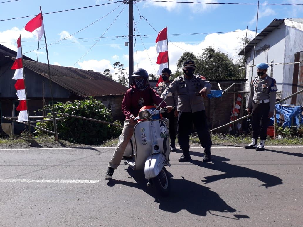 Pendaki hendak ke Gunung Bawakaraeng untuk perayaan kemerdekaan ke-76 RI, tapi diputarbalikan polisi. (Dok Istimewa)