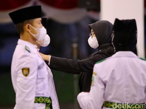 Bupati Ipuk Kukuhkan Paskibraka Banyuwangi 2021