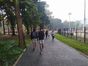 Anies Izinkan Sarana Olahraga Outdoor di Jakarta Buka, Warga Bahagia