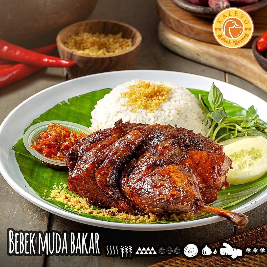 Tempat makan bebek bakar enak