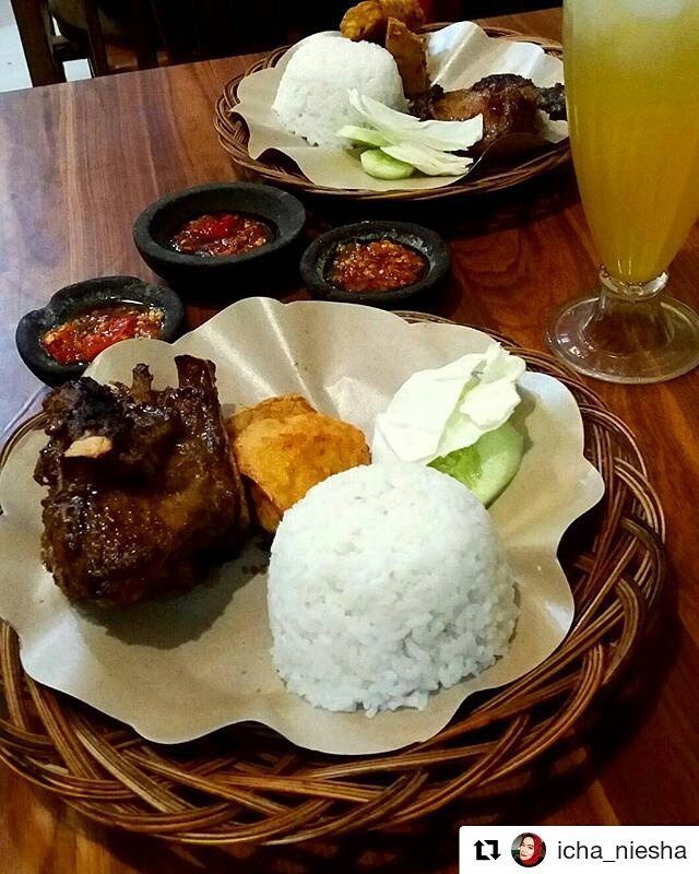 Tempat makan bebek bakar enak