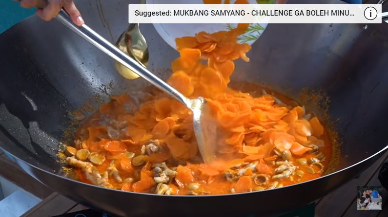 Titi Kamal dan Christian Sugiono Masak Seblak Jumbo 8 Kg!