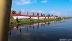 Wow, Bendera Merah Putih Sepajang 76 Meter Berkibar di Rancaekek
