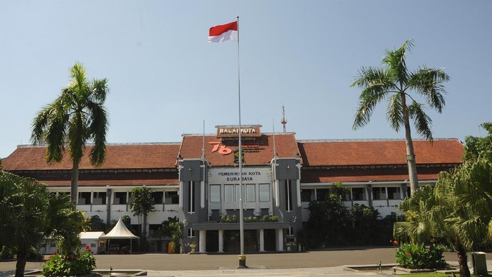 Balai Kota Surabaya