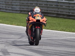 MotoGP Austria 2021: Nekat! Brad Binder pun Raih Kemenangan