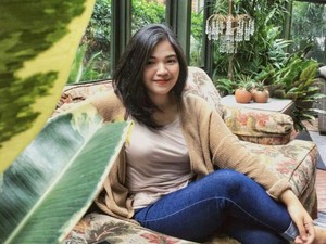 Kisah Ghina Ghaliya Buat Gerakan Donasi Ponsel Bekas untuk Siswa Tak Mampu