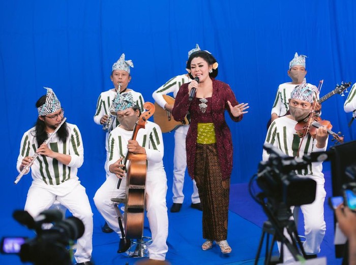 indra utami