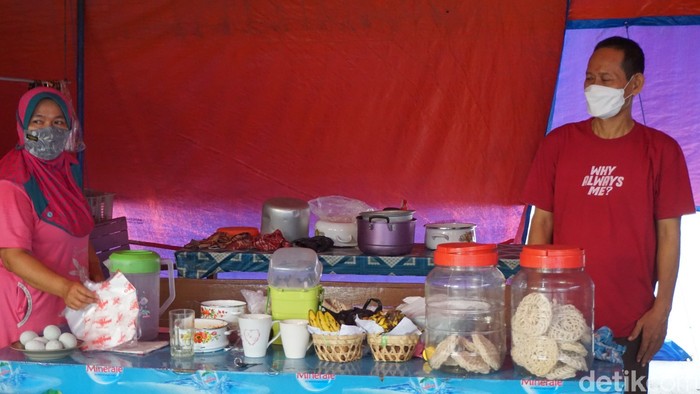 Pusat Jajanan Wisata Religi Demak Sepi, Anak Penjual Nasi Terpaksa Cuti Kuliah
