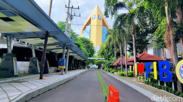 Kampus Universita Airlangga (Unair)
