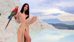 Liburannya Selebgram Seksi Turki yang Dituntut Gegara Foto di Museum Seks