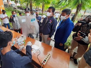 Memahami Pengertian KKN beserta Aspek dan 8 Tujuannya