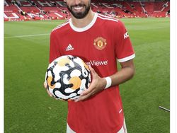 Meme Netizen Heboh Manchester United Menggila