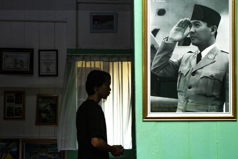 Rengasdengklok berkaitan erat dengan sejarah kemerdekaan Indonesia. Di sana terdapat rumah yang pernah disinggahi Soekarno-Hatta jelang proklamasi kemerdekaan.