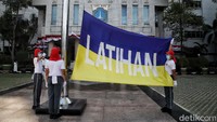 Perlu diketahui selama masa PPKM Darurat Latihan Paskibraka tertunda. Sehingga latihan tidak dilakukan saat PPKM Darurat pada masa awal.