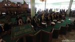 Melihat Prosesi Pemakaman KGPAA Mangkunegara IX