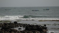 Padahal, biasanya objek wisata ini selalu dipadati wisatawan. Suasananya kini pun sepi seperti kuburan. (Wisma Putra/detikTravel)